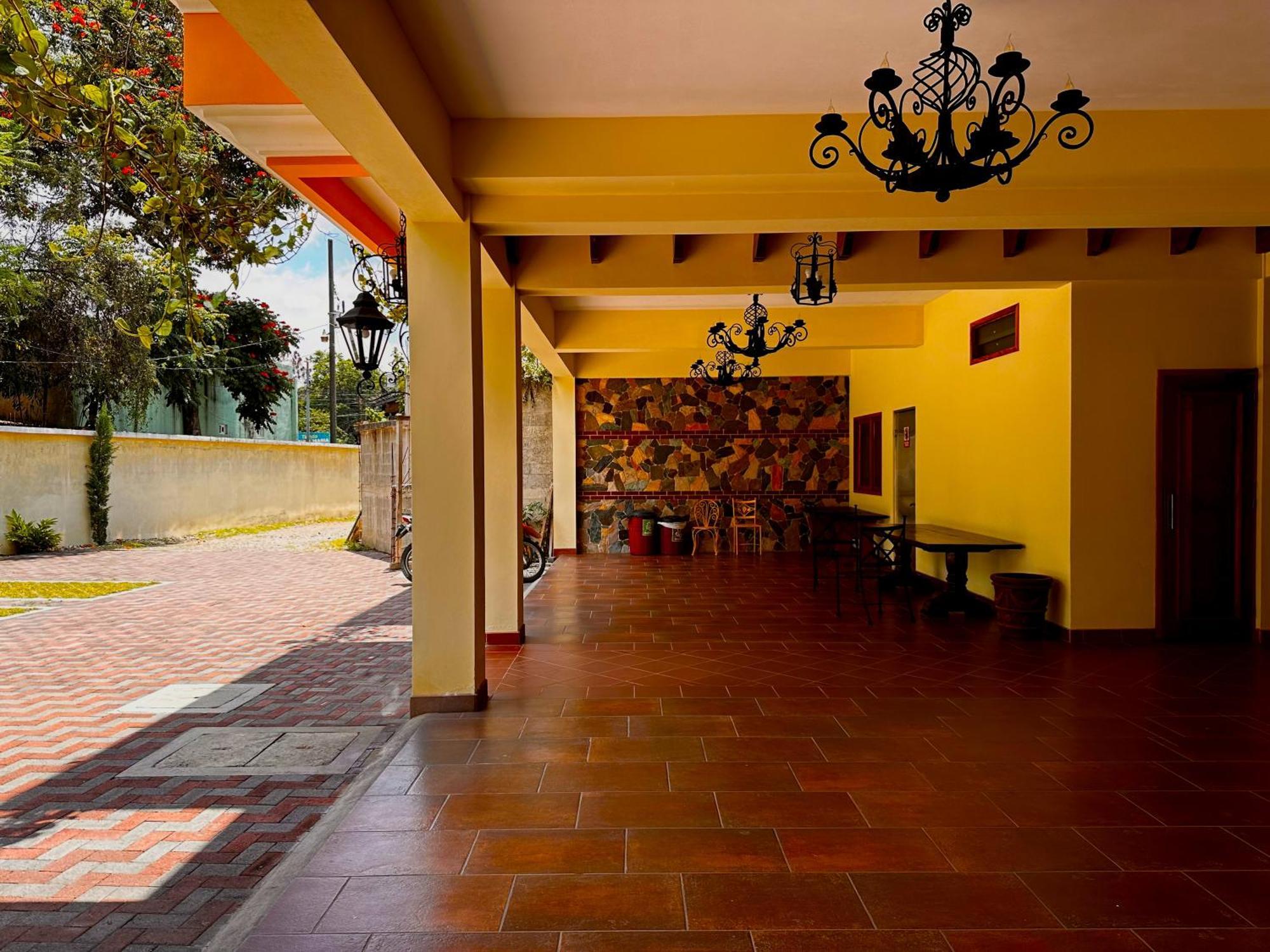 Hotel Jotam Panajachel Εξωτερικό φωτογραφία